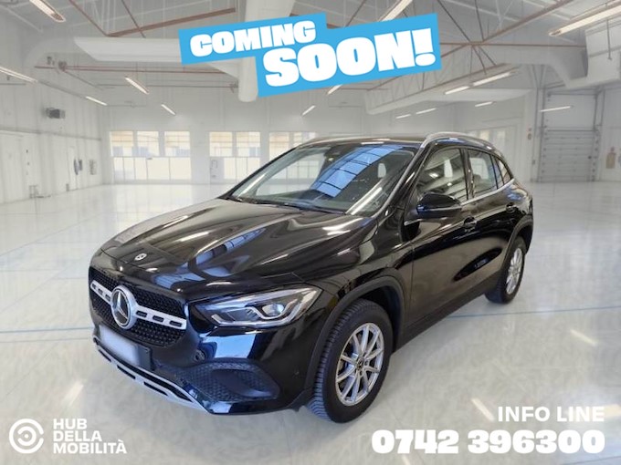 MERCEDES-BENZ GLA 180 d Automatic Business